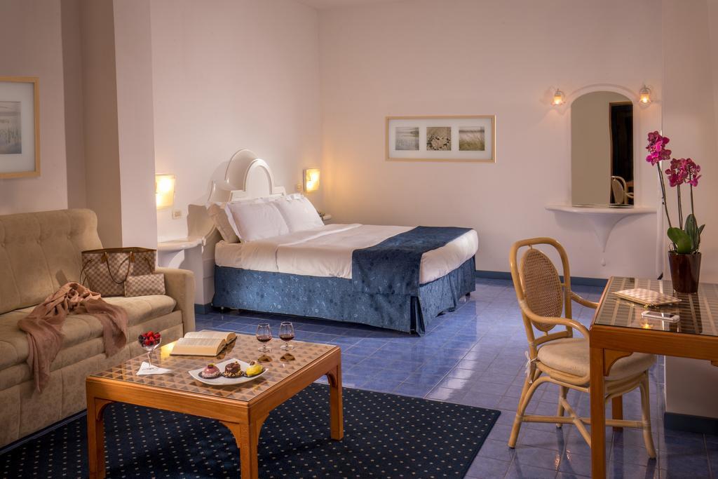 Hotel Shangri-La Roma By Omnia Hotels Екстериор снимка