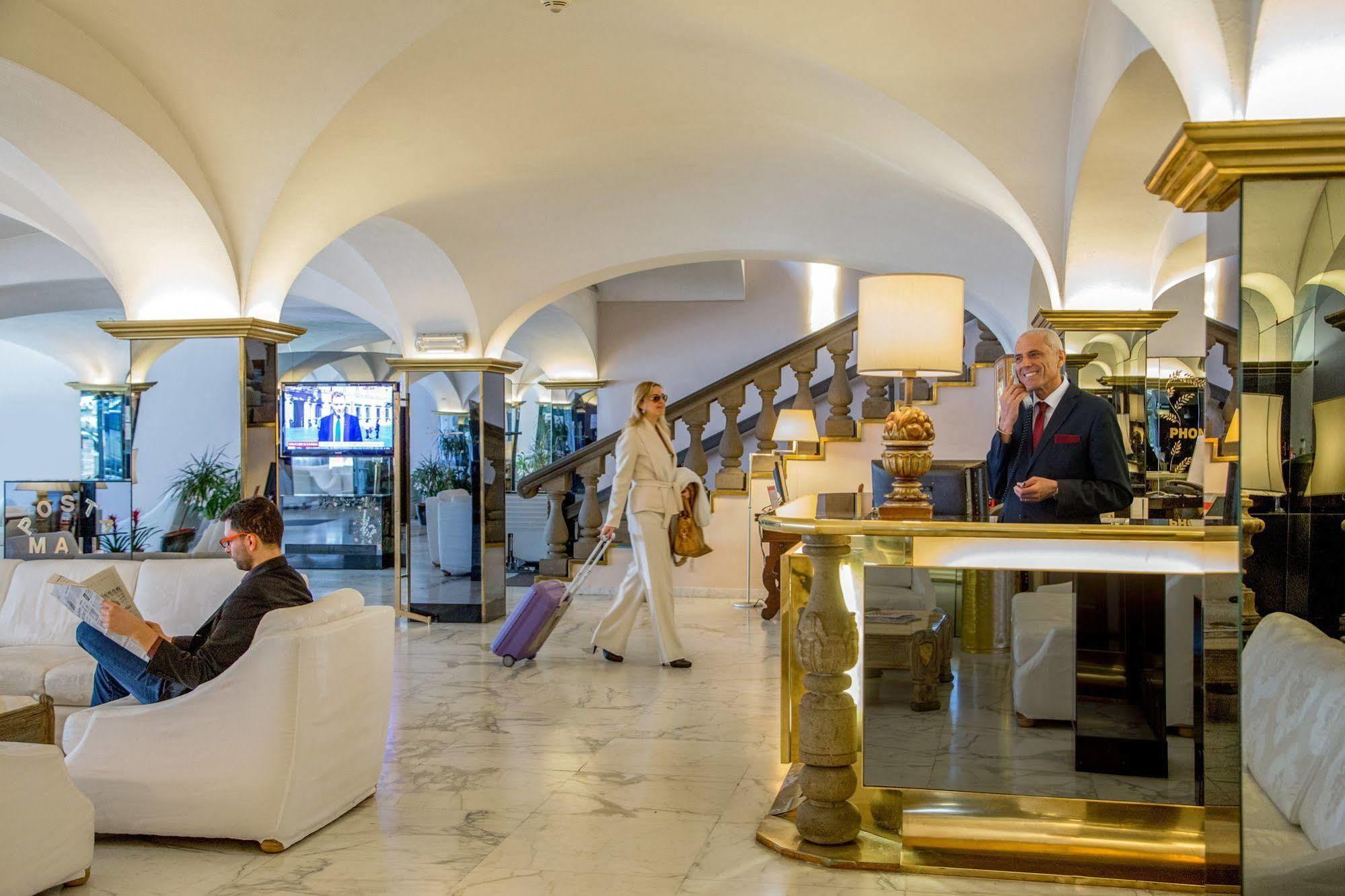 Hotel Shangri-La Roma By Omnia Hotels Екстериор снимка